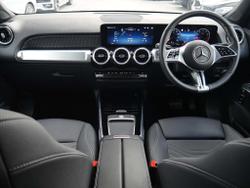 MERCEDES-BENZ GLB Photo 5