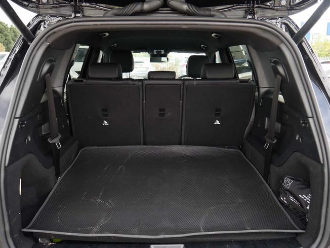 MERCEDES-BENZ GLB Photo 9
