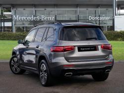 MERCEDES-BENZ GLB Photo 2