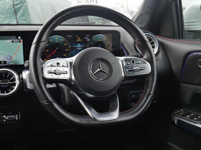 MERCEDES-BENZ GLB Photo 41