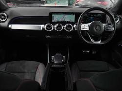 MERCEDES-BENZ GLB Photo 5
