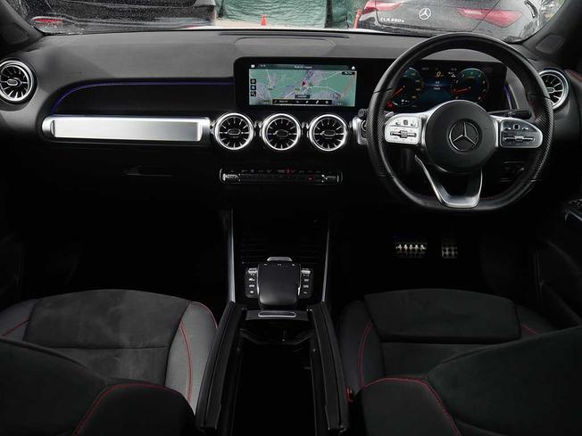 MERCEDES-BENZ GLB Photo 5