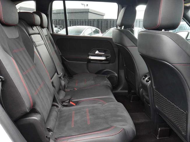 MERCEDES-BENZ GLB Photo 8