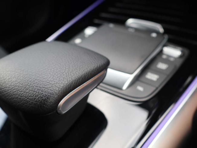 MERCEDES-BENZ GLB Photo 41