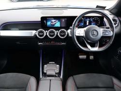 MERCEDES-BENZ GLB Photo 5
