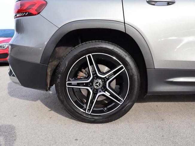 MERCEDES-BENZ GLB Photo 6