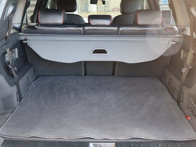 MERCEDES-BENZ GLB Photo 9