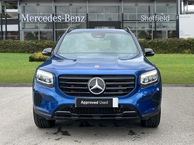 MERCEDES-BENZ GLB Photo 10