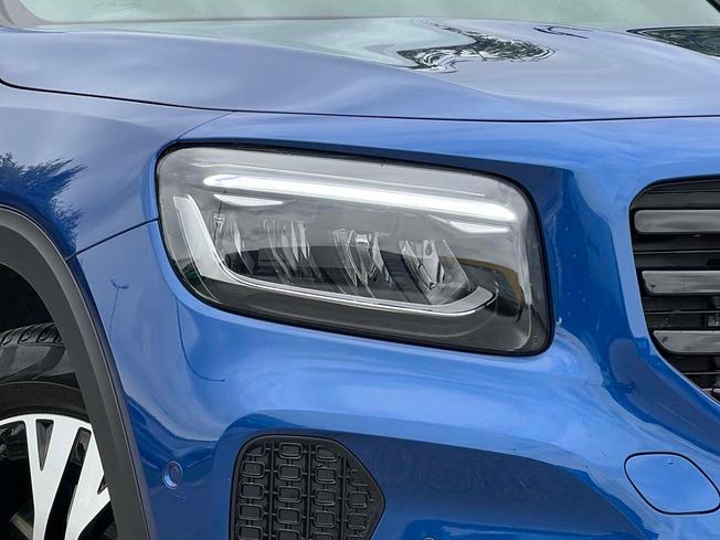 MERCEDES-BENZ GLB Photo 13