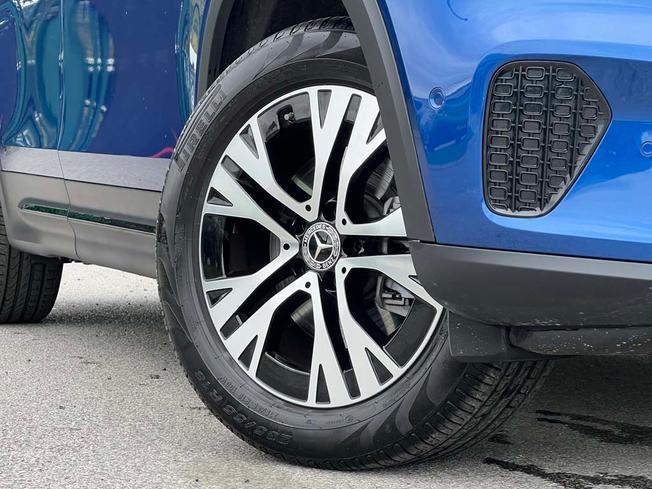 MERCEDES-BENZ GLB Photo 14