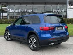 MERCEDES-BENZ GLB Photo 2