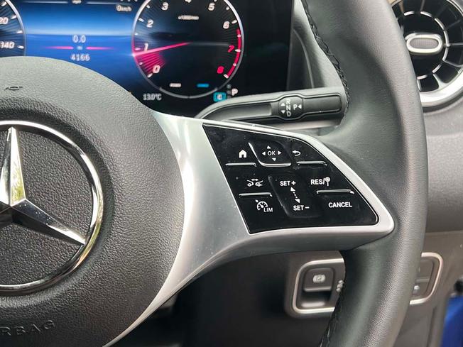 MERCEDES-BENZ GLB Photo 25