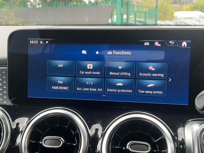 MERCEDES-BENZ GLB Photo 33