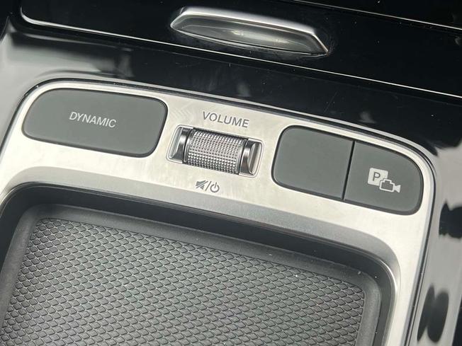 MERCEDES-BENZ GLB Photo 37