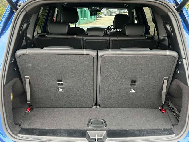 MERCEDES-BENZ GLB Photo 9