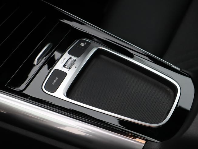 MERCEDES-BENZ GLA Photo 22