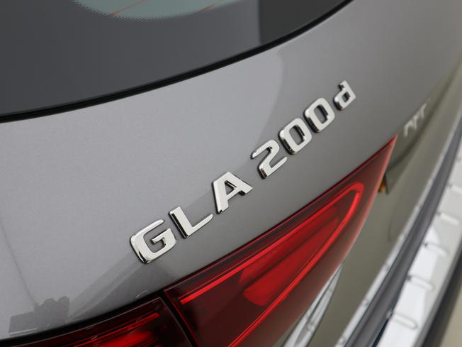 MERCEDES-BENZ GLA Photo 27