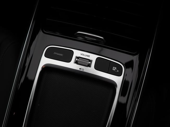 MERCEDES-BENZ GLA Photo 28