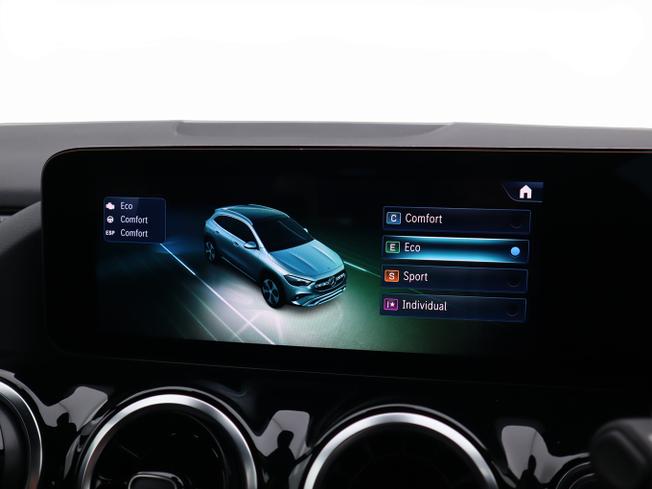 MERCEDES-BENZ GLA Photo 36