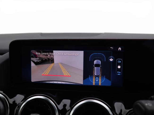 MERCEDES-BENZ GLA Photo 37
