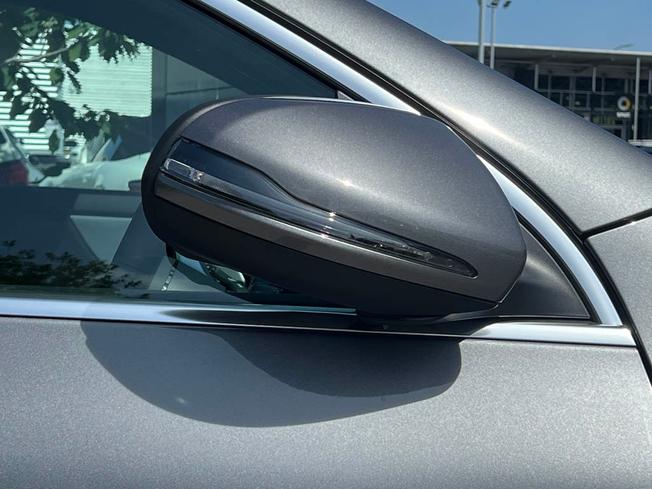MERCEDES-BENZ GLA Photo 14