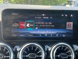 MERCEDES-BENZ GLA Photo 5