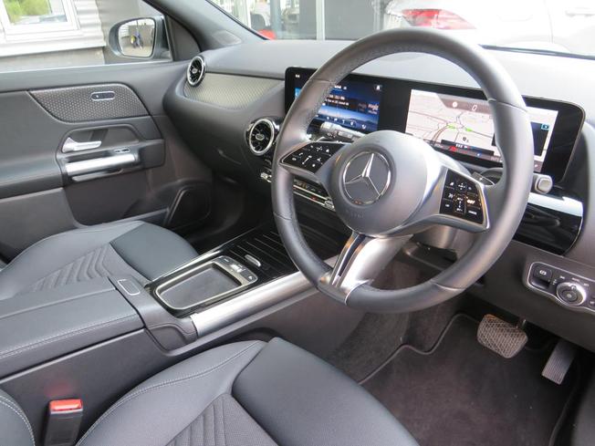 MERCEDES-BENZ Gla Photo 15