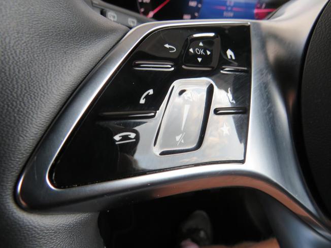 MERCEDES-BENZ Gla Photo 29