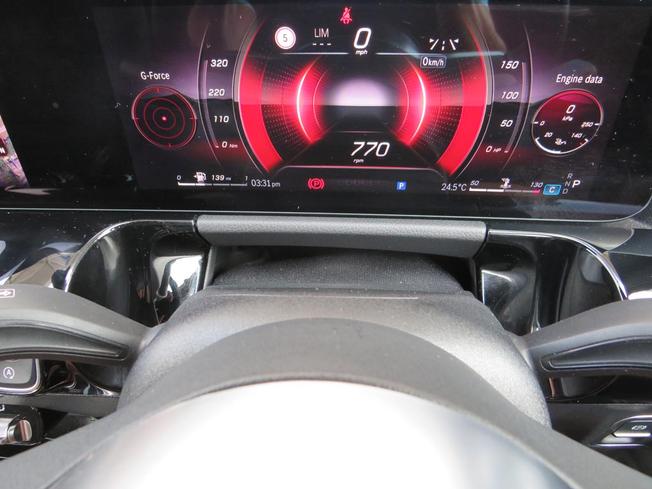 MERCEDES-BENZ Gla Photo 31