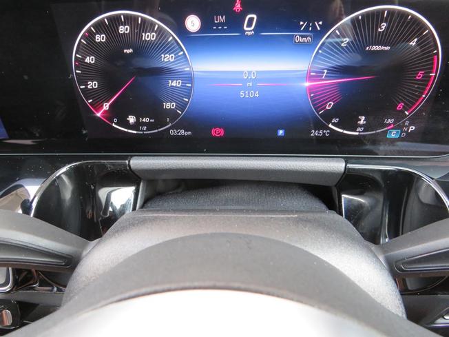 MERCEDES-BENZ Gla Photo 4