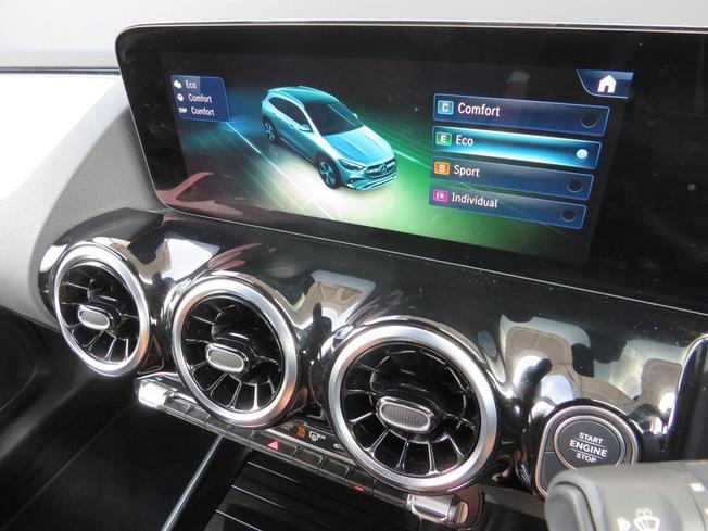 MERCEDES-BENZ Gla Photo 42