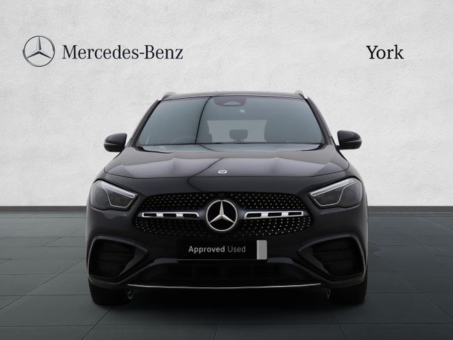 MERCEDES-BENZ GLA Photo 10