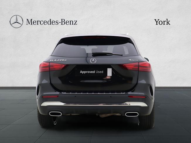 MERCEDES-BENZ GLA Photo 11
