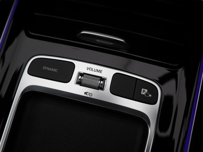 MERCEDES-BENZ GLA Photo 24