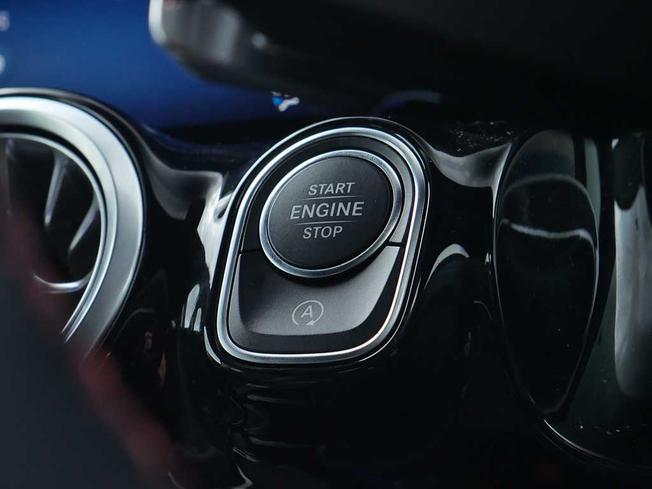 MERCEDES-BENZ GLA Photo 20