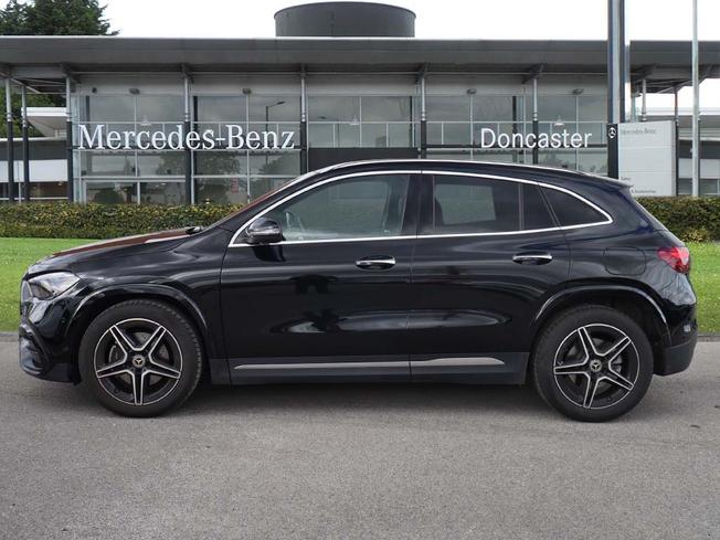MERCEDES-BENZ GLA Photo 7