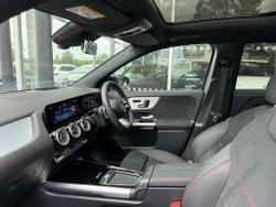 MERCEDES-BENZ GLA Photo 3