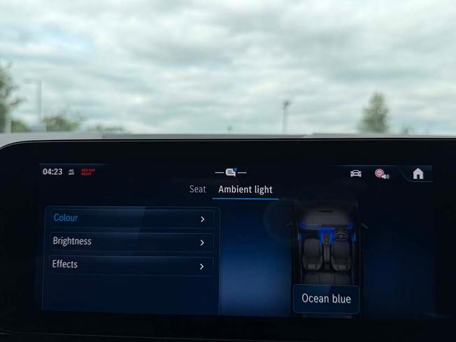 MERCEDES-BENZ GLA Photo 35