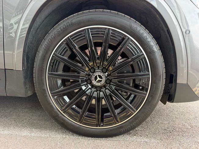 MERCEDES-BENZ GLA Photo 6