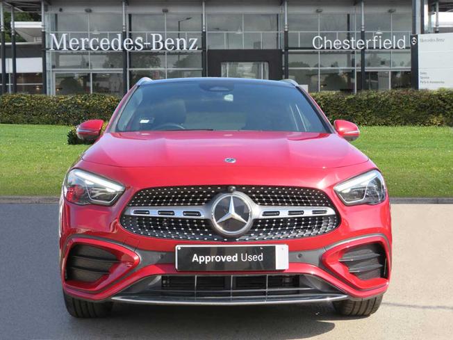 MERCEDES-BENZ GLA Photo 10