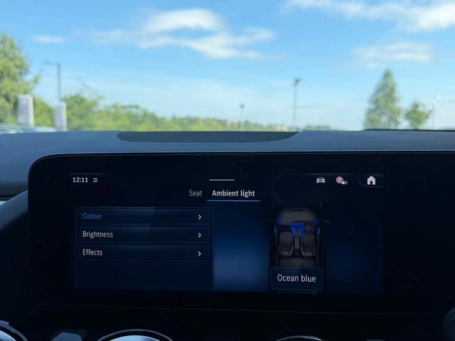 MERCEDES-BENZ GLA Photo 36