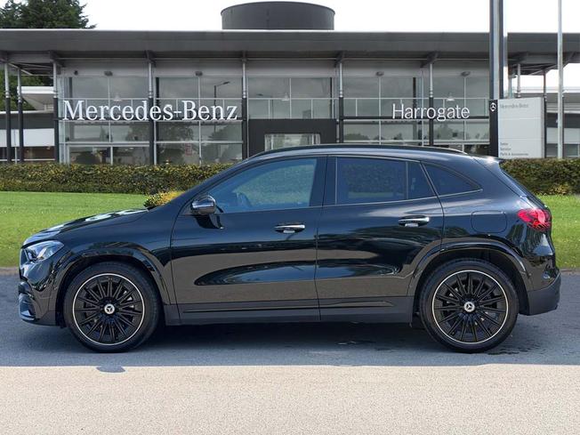 MERCEDES-BENZ GLA Photo 7