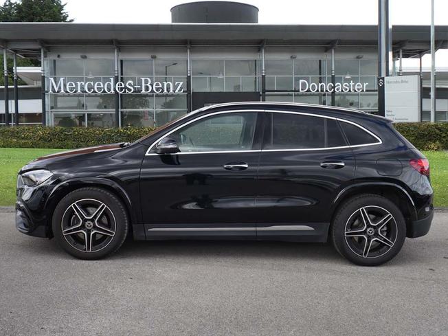 MERCEDES-BENZ GLA Photo 7