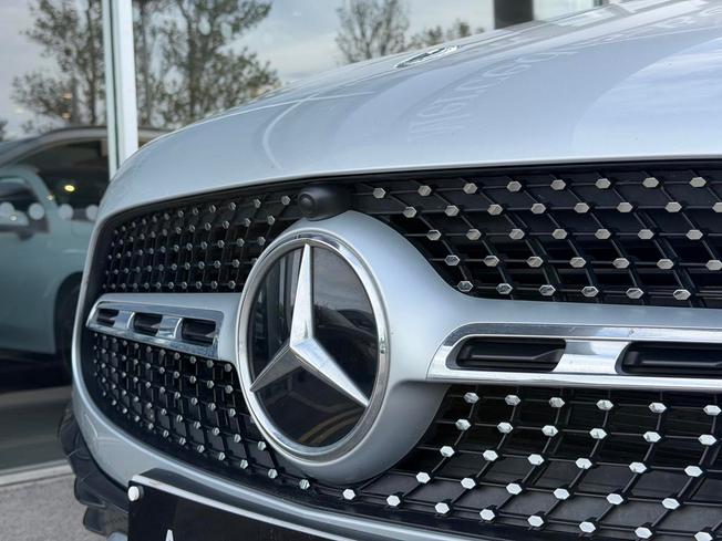 MERCEDES-BENZ GLA Photo 13
