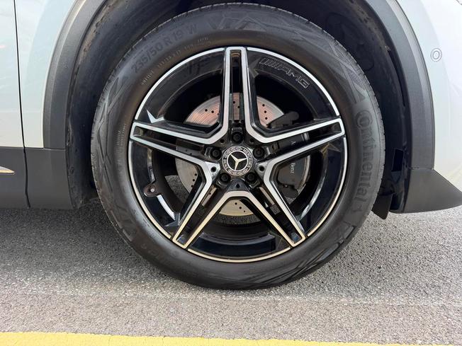 MERCEDES-BENZ GLA Photo 6