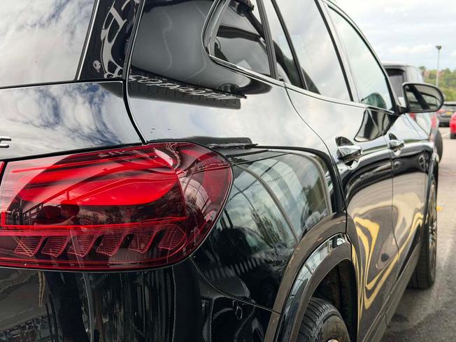 MERCEDES-BENZ GLA Photo 17
