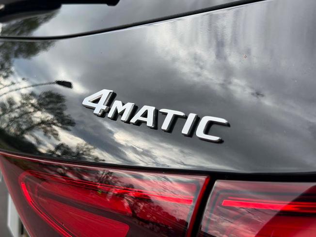 MERCEDES-BENZ GLA Photo 19