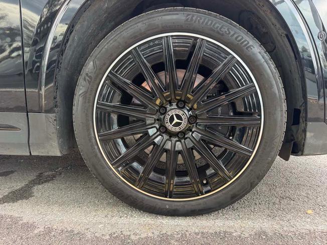 MERCEDES-BENZ GLA Photo 6