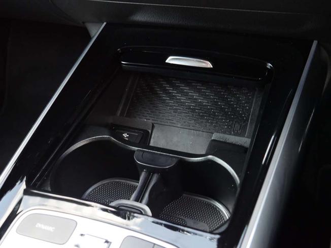 MERCEDES-BENZ Gla Photo 18