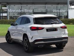 MERCEDES-BENZ Gla Photo 2